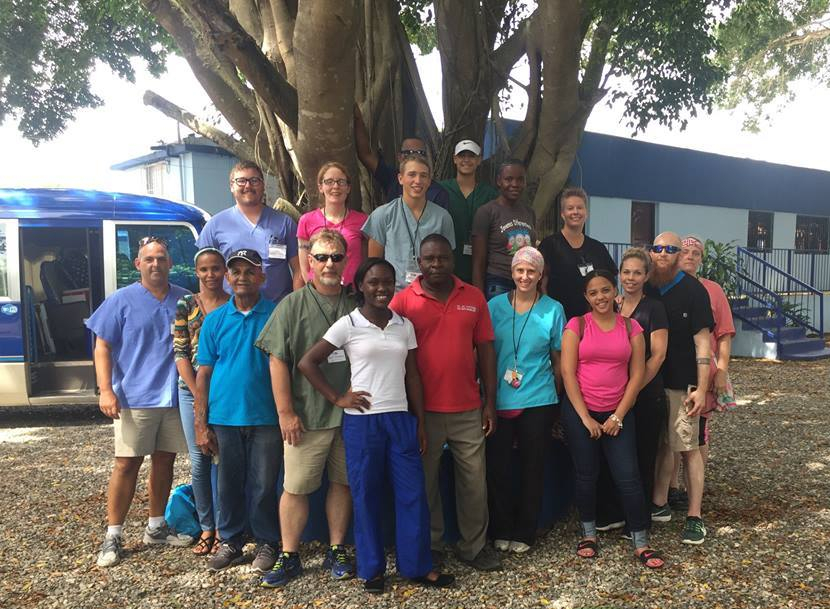 37177623_10217009517208070_1482973132665913344_n